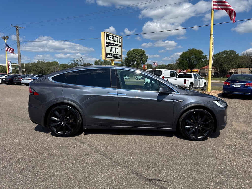 Photo 3 of this TESLA MODEL X
