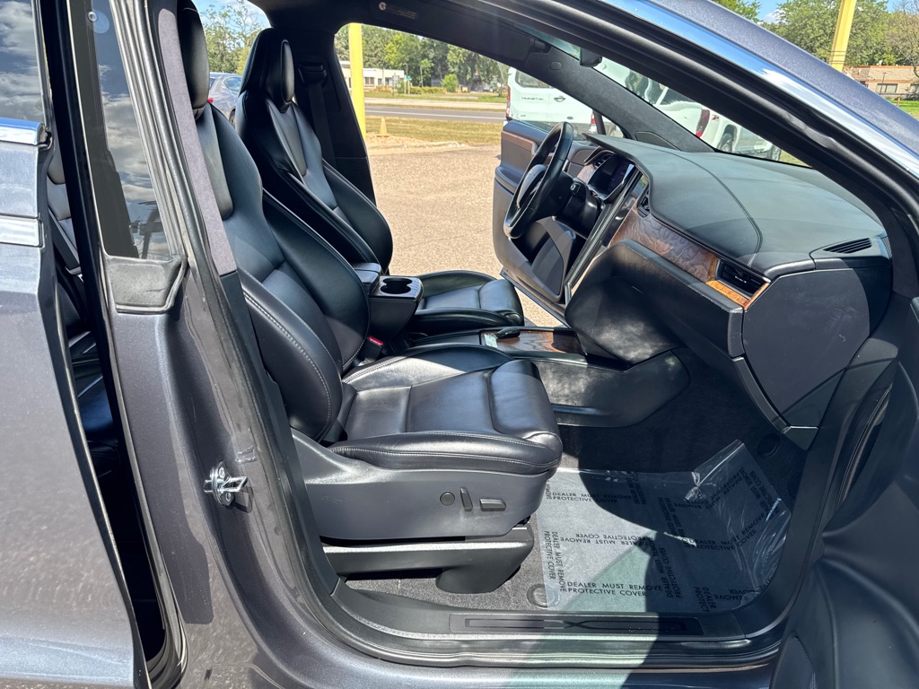 Photo 25 of this TESLA MODEL X
