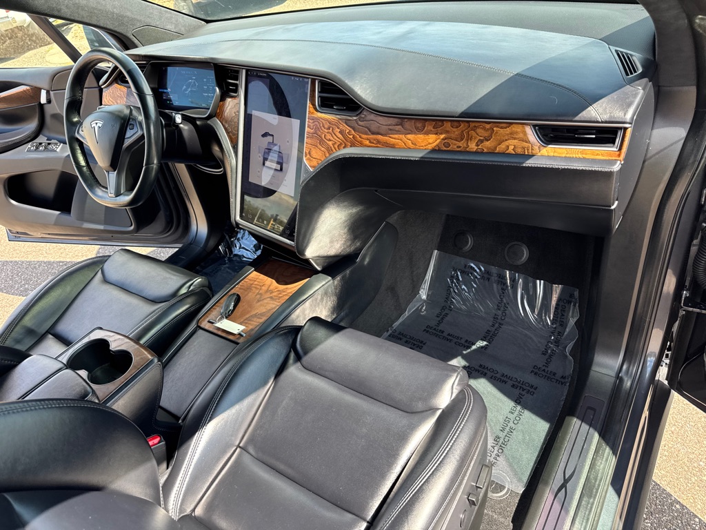 Photo 27 of this TESLA MODEL X