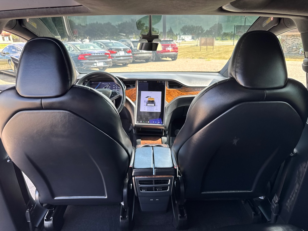 Photo 21 of this TESLA MODEL X