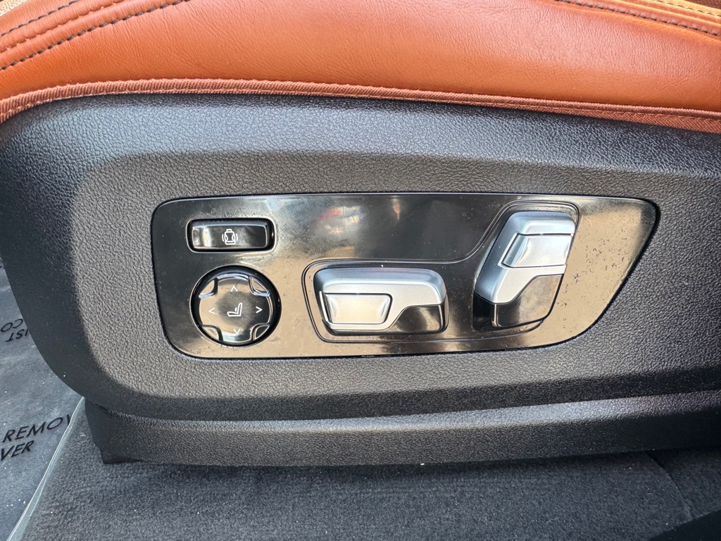Photo 18 of this BMW X5