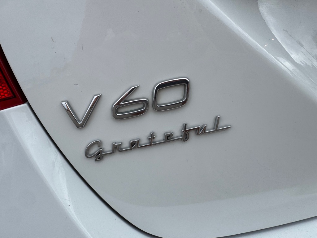 Photo 47 of this VOLVO V60 CROSS COUNT