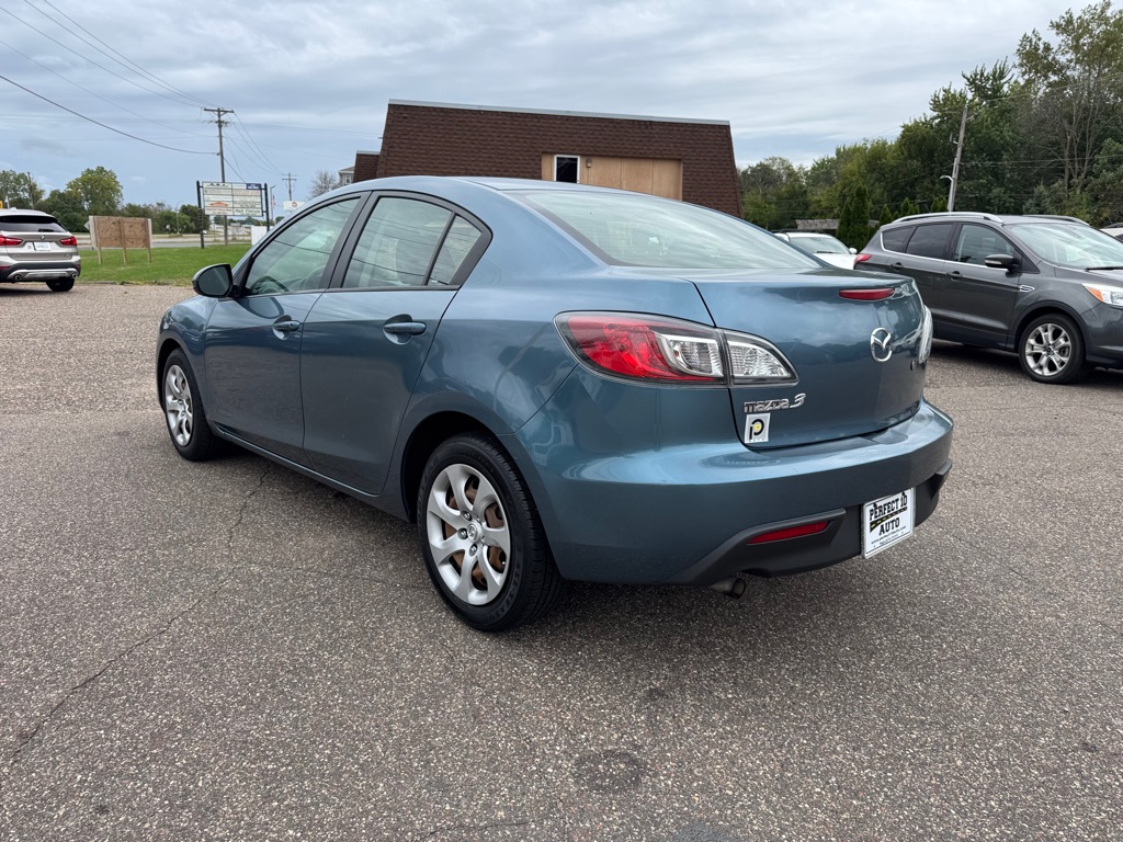 Photo 7 of this MAZDA MAZDA3