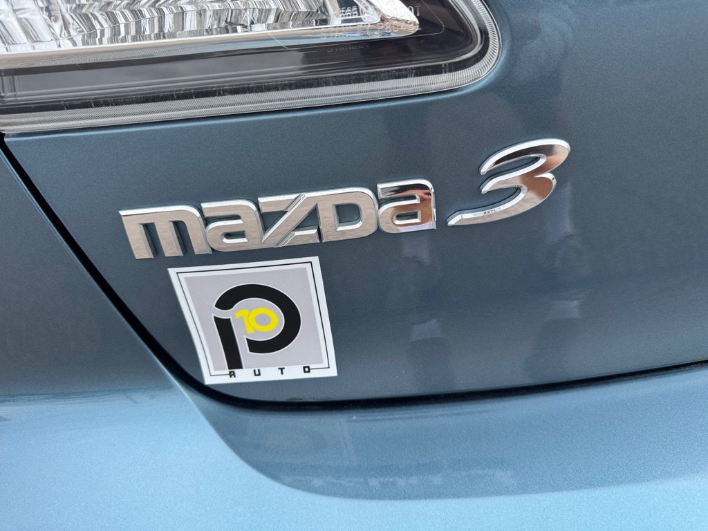 Photo 34 of this MAZDA MAZDA3