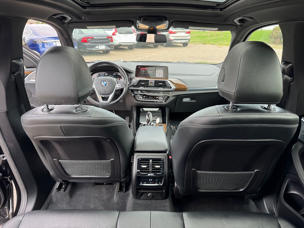Photo 21 of this BMW X3