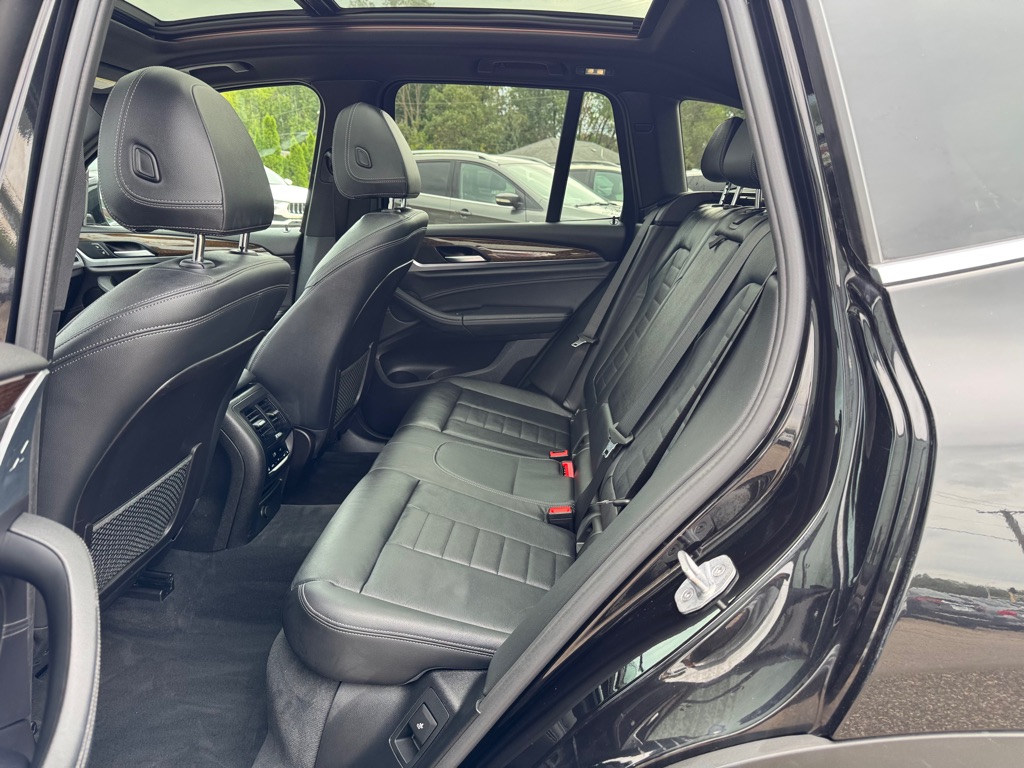 Photo 17 of this BMW X3