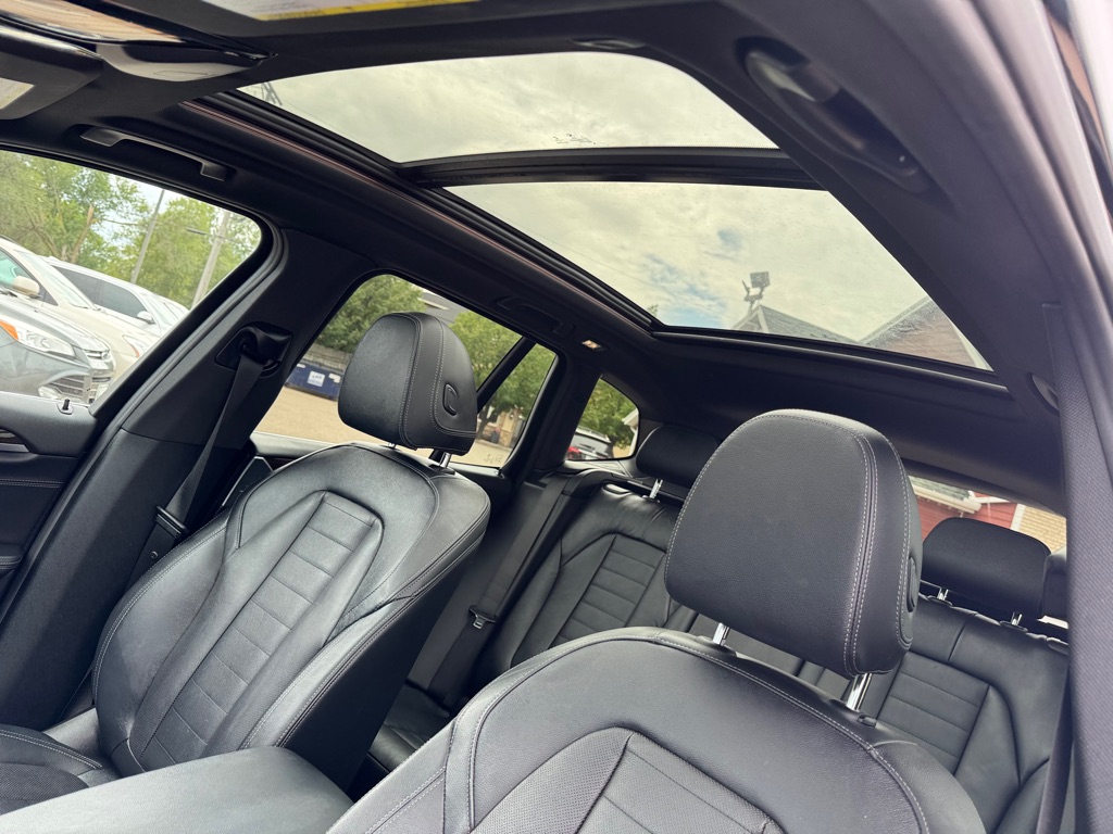 Photo 33 of this BMW X3