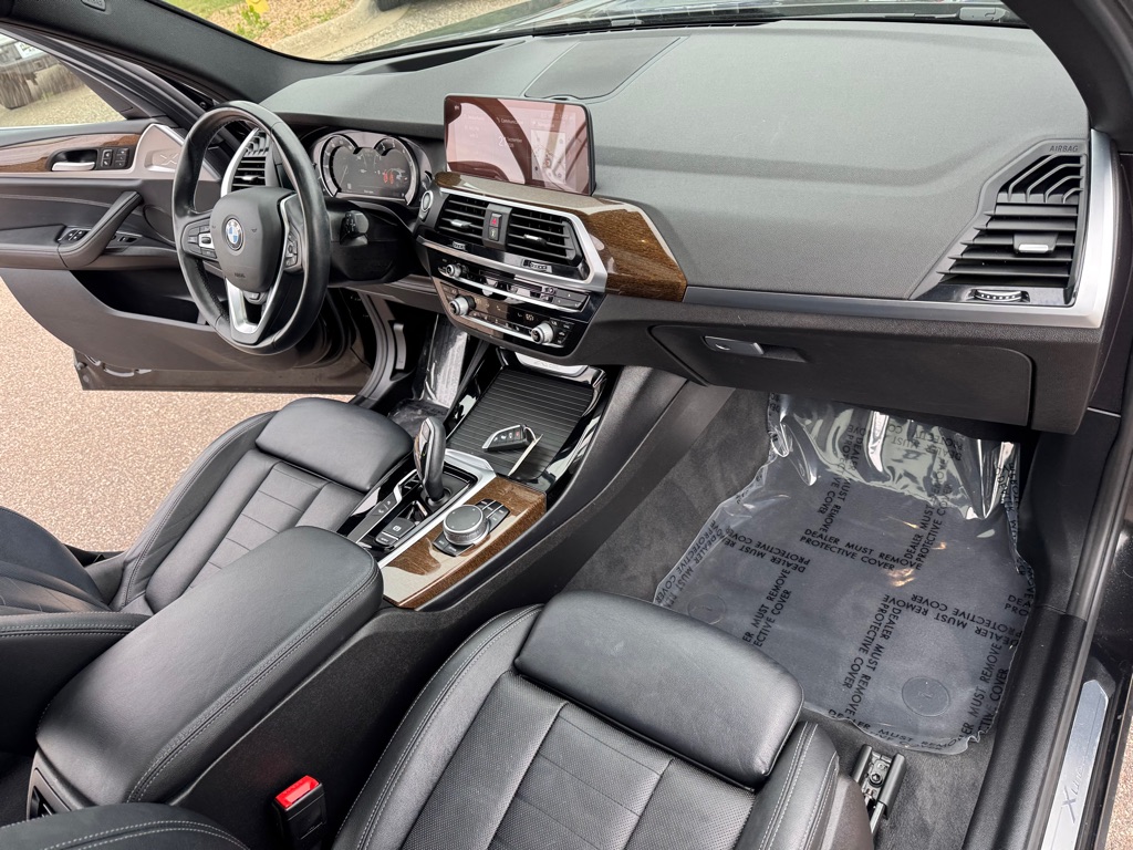 Photo 28 of this BMW X3