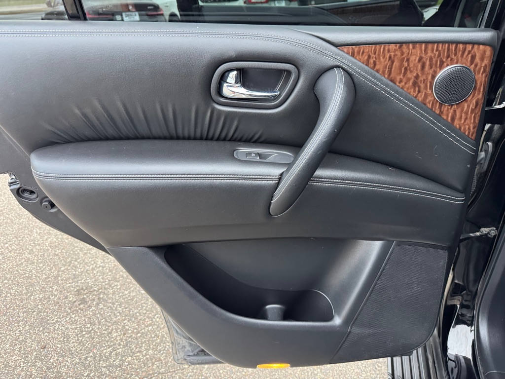 Photo 19 of this NISSAN ARMADA