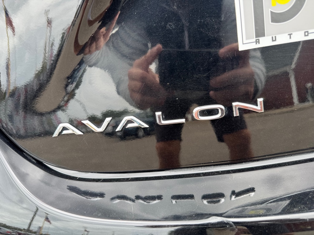 Photo 43 of this TOYOTA AVALON