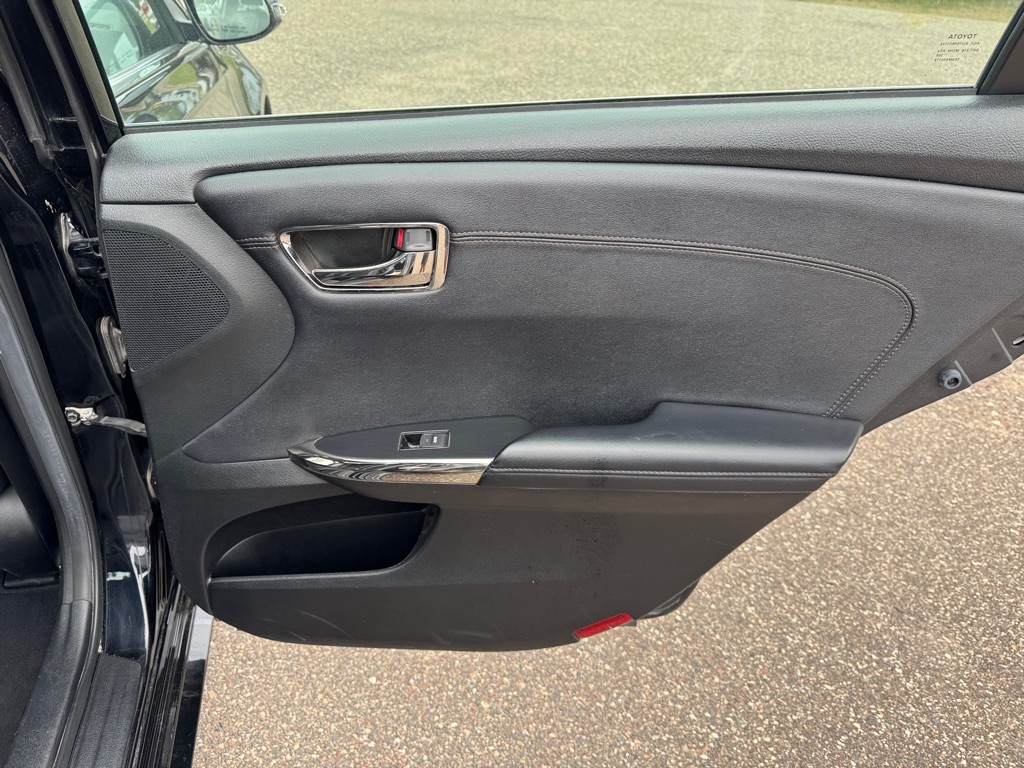 Photo 22 of this TOYOTA AVALON