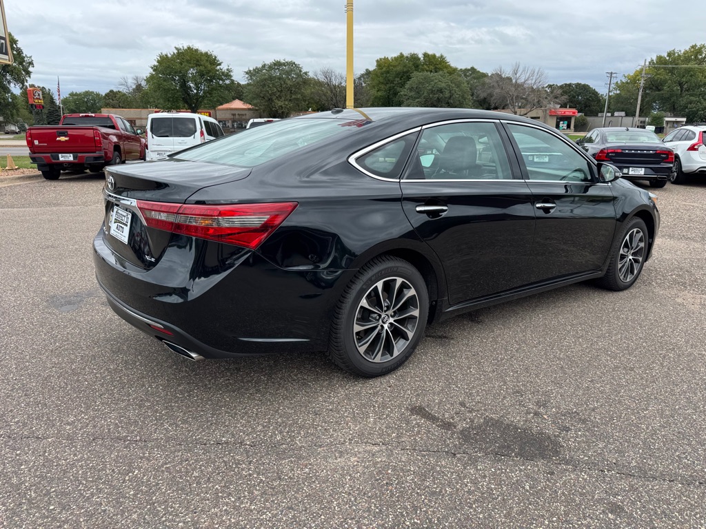 Photo 4 of this TOYOTA AVALON