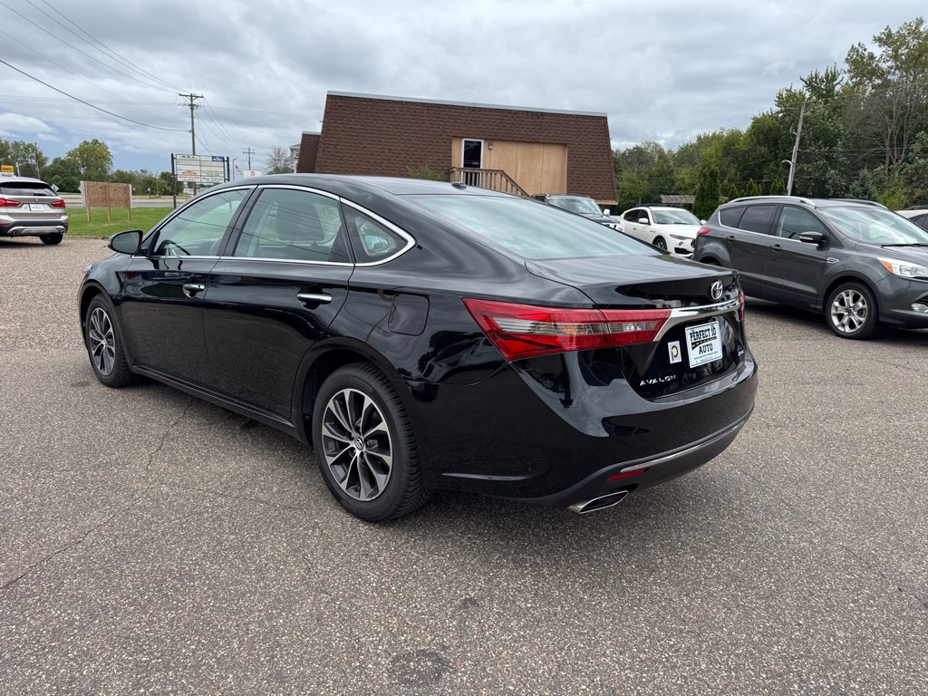 Photo 7 of this TOYOTA AVALON