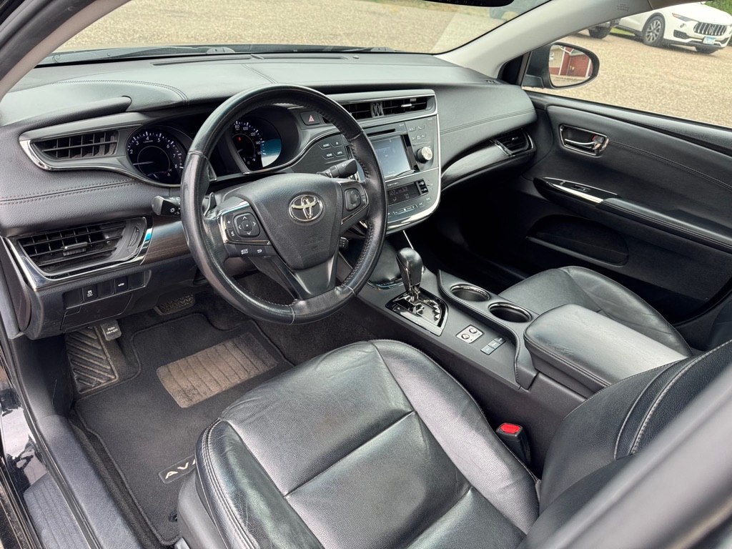 Photo 15 of this TOYOTA AVALON