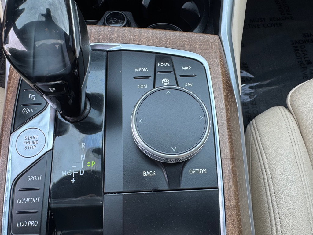 Photo 35 of this BMW 3 SERIES
