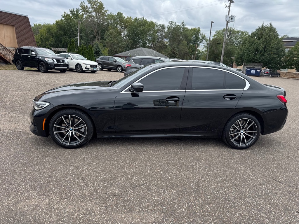Photo 9 of this BMW 3 SERIES