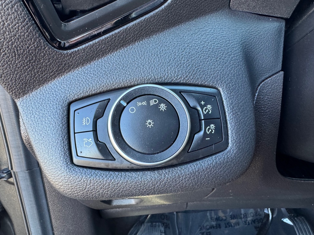 Photo 47 of this FORD ESCAPE