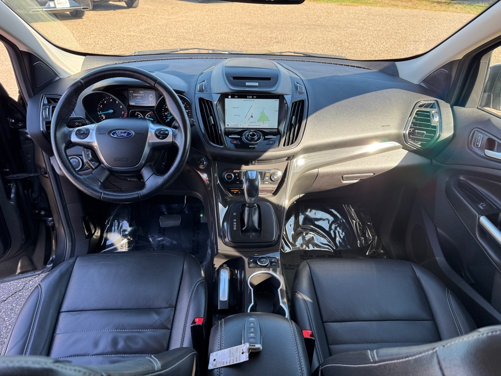 Photo 31 of this FORD ESCAPE