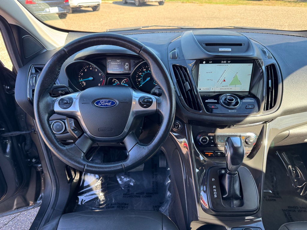 Photo 32 of this FORD ESCAPE