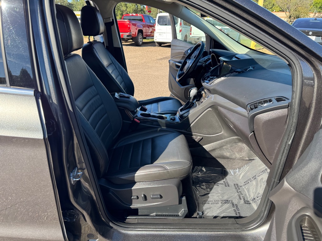 Photo 26 of this FORD ESCAPE