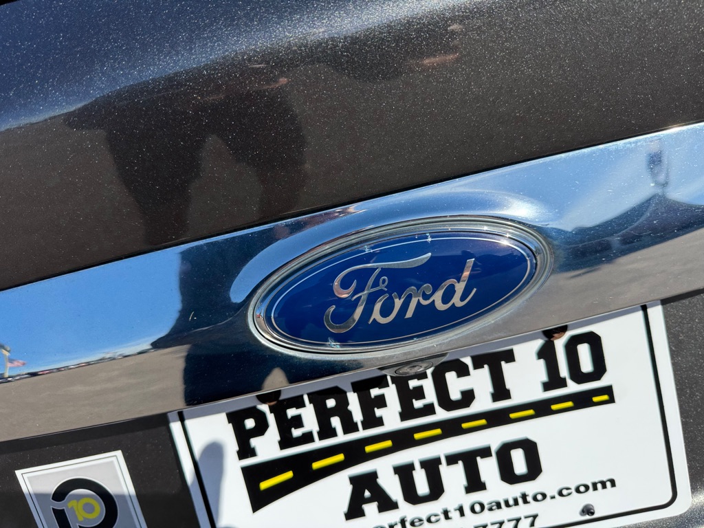 Photo 49 of this FORD ESCAPE