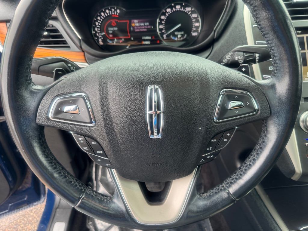 Photo 44 of this LINCOLN MKC