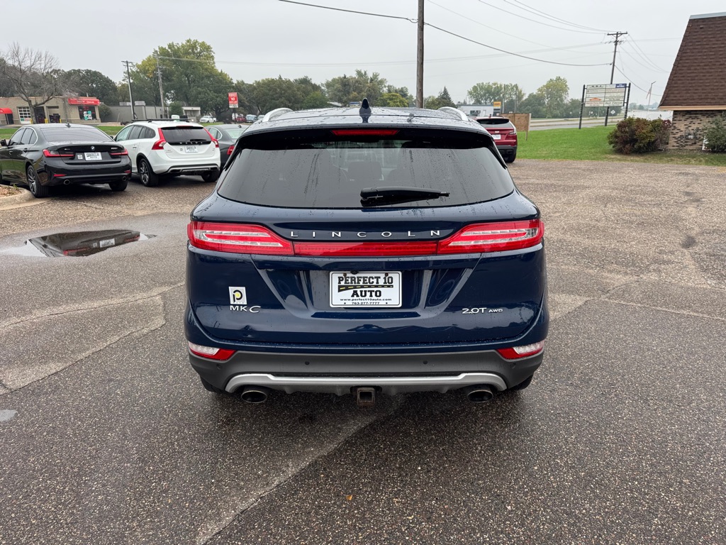 Photo 6 of this LINCOLN MKC