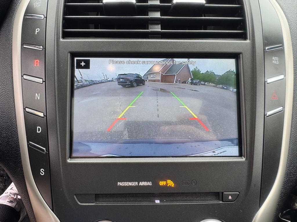 Photo 41 of this LINCOLN MKC