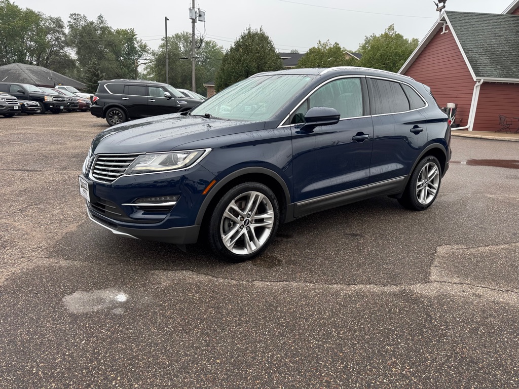 Photo 10 of this LINCOLN MKC