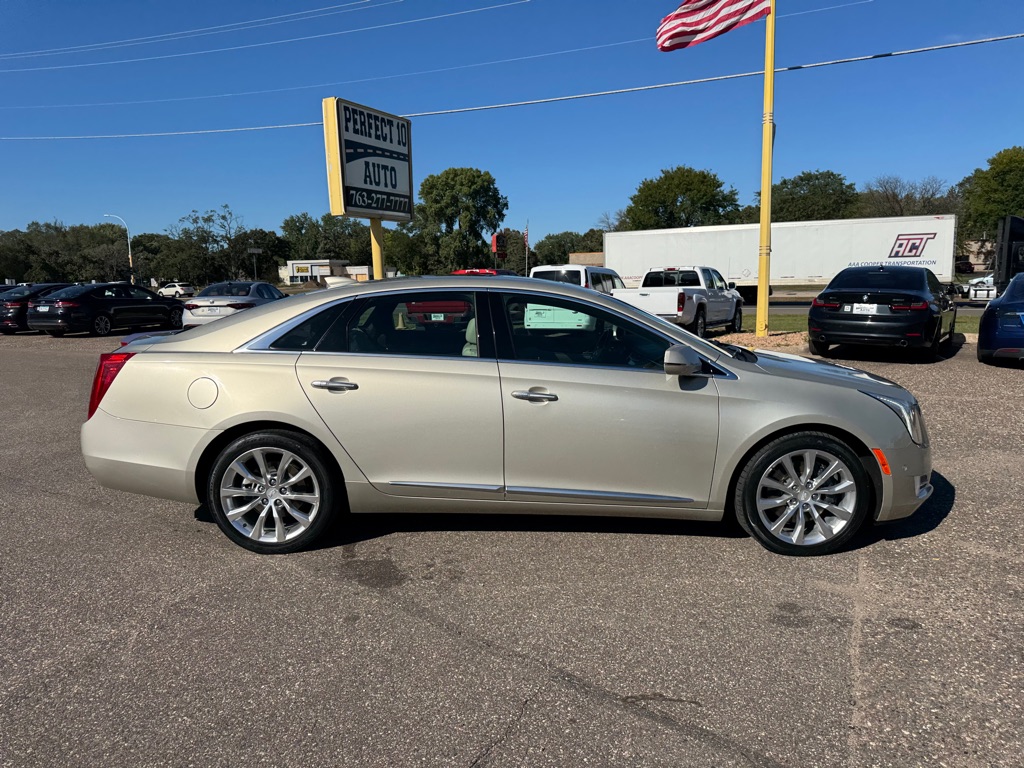 Photo 3 of this CADILLAC XTS