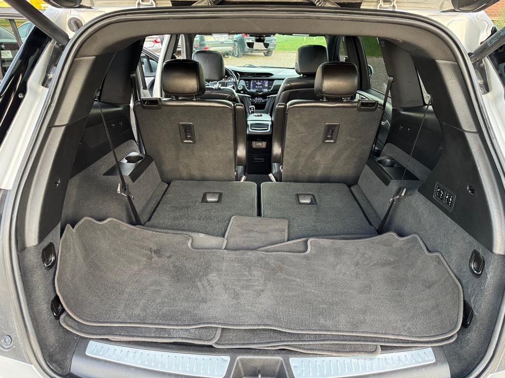 Photo 24 of this CADILLAC XT6