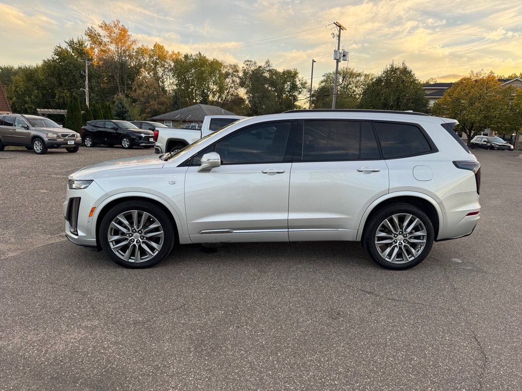 Photo 9 of this CADILLAC XT6