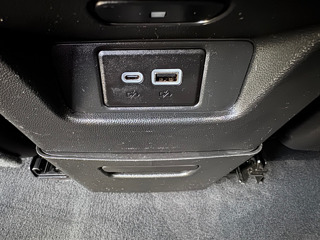 Photo 35 of this CADILLAC XT6