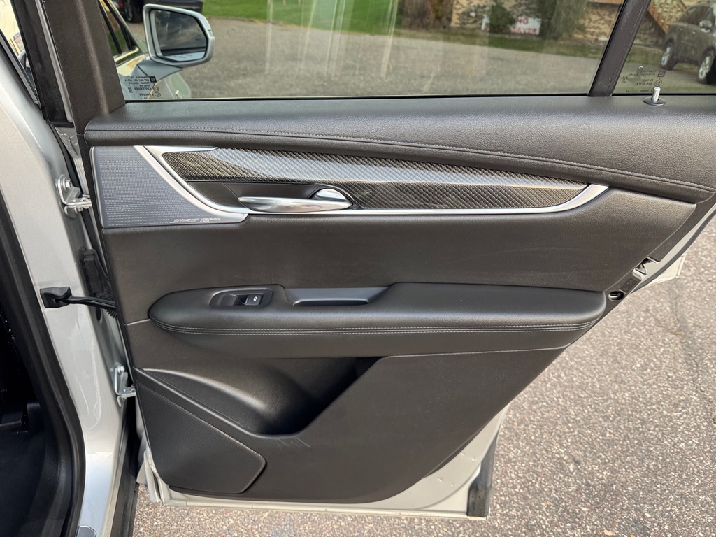 Photo 29 of this CADILLAC XT6
