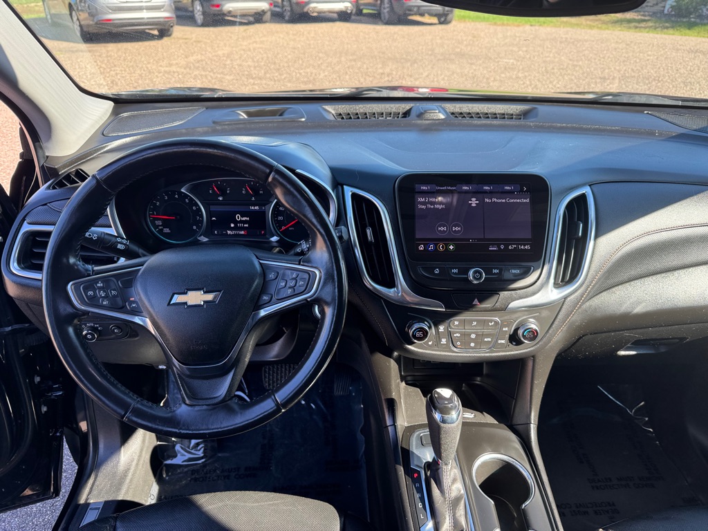 Photo 32 of this CHEVROLET EQUINOX