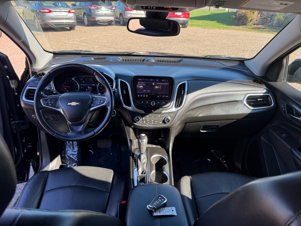 Photo 31 of this CHEVROLET EQUINOX