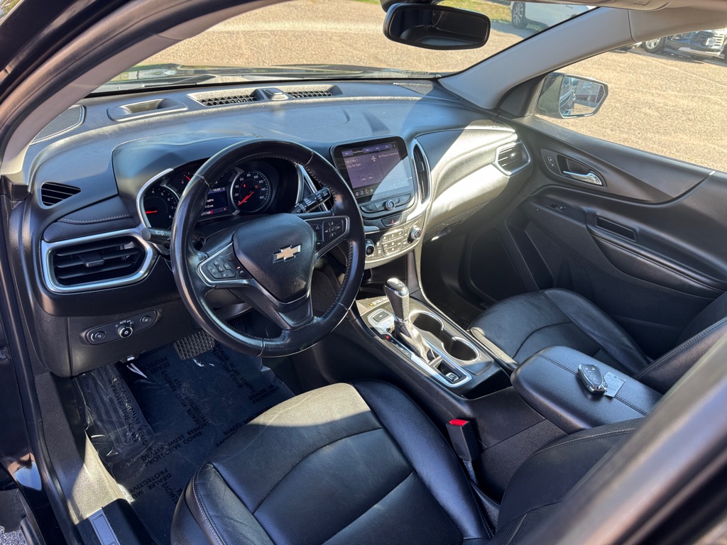 Photo 15 of this CHEVROLET EQUINOX