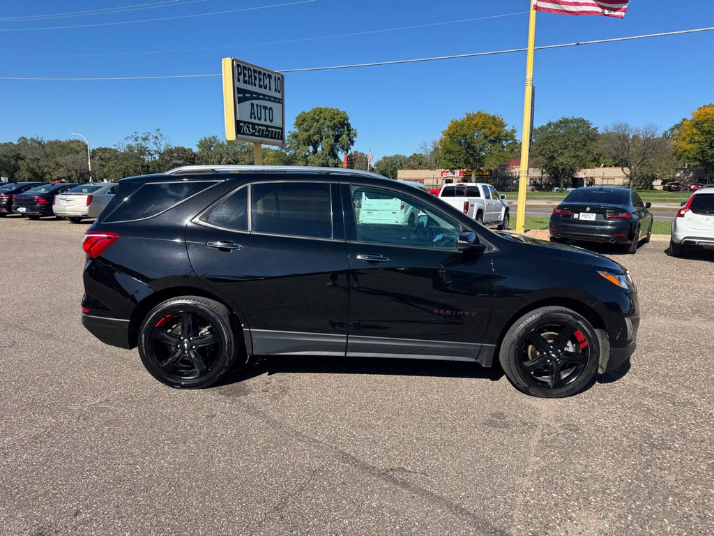 Photo 3 of this CHEVROLET EQUINOX
