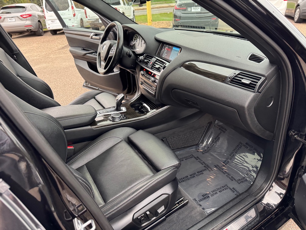 Photo 27 of this BMW X4