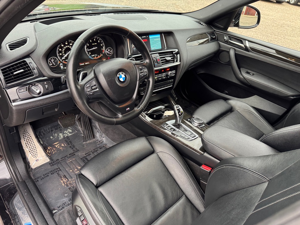 Photo 15 of this BMW X4