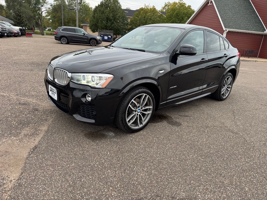Photo 10 of this BMW X4