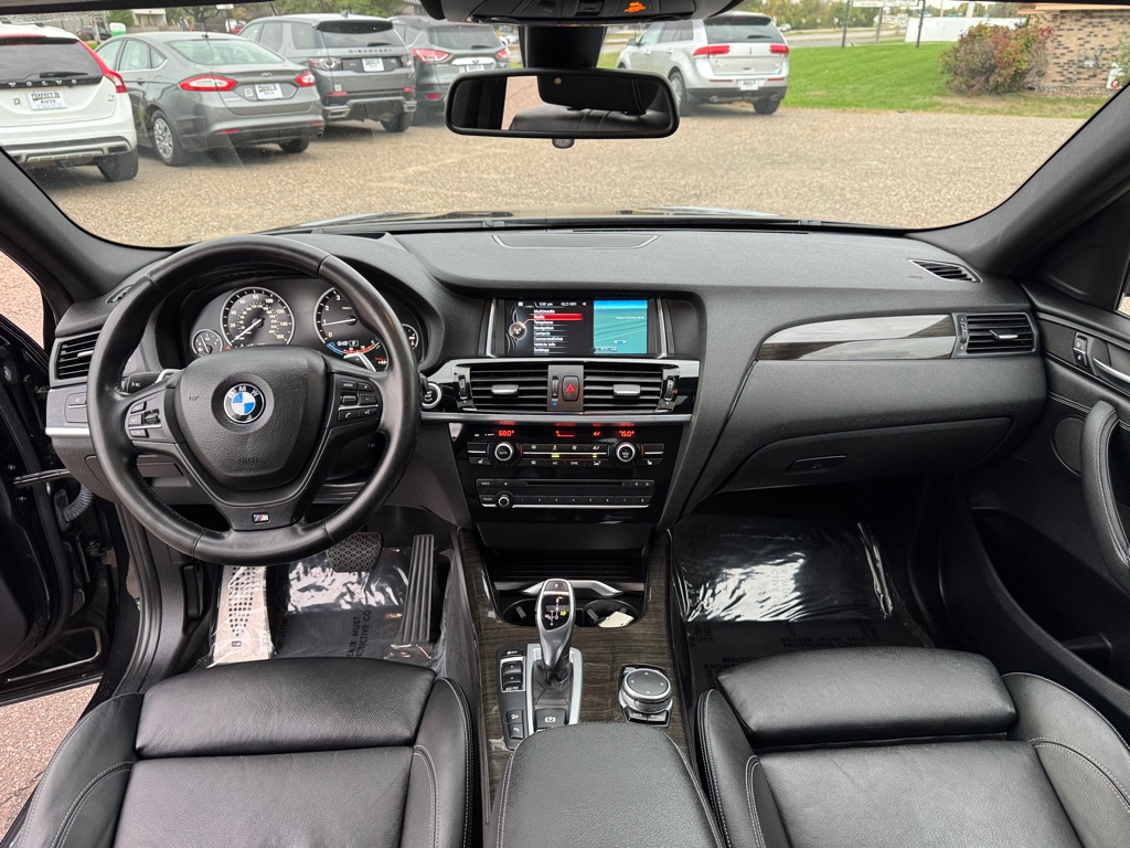 Photo 30 of this BMW X4