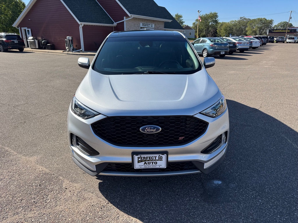 Photo 12 of this FORD EDGE