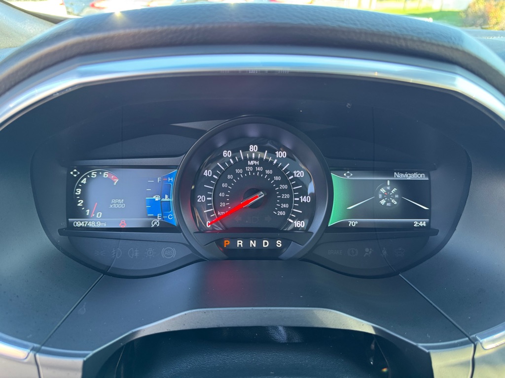 Photo 56 of this FORD EDGE