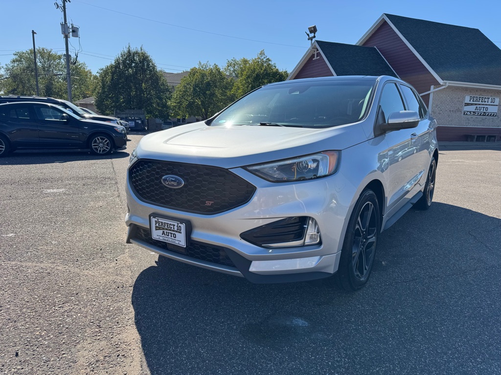 Photo 11 of this FORD EDGE
