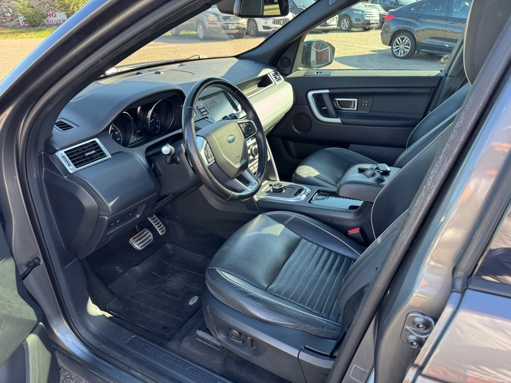 Photo 14 of this LAND ROVER DISCOVERY SPORT