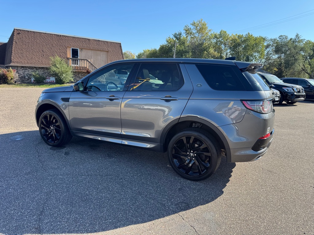 Photo 8 of this LAND ROVER DISCOVERY SPORT