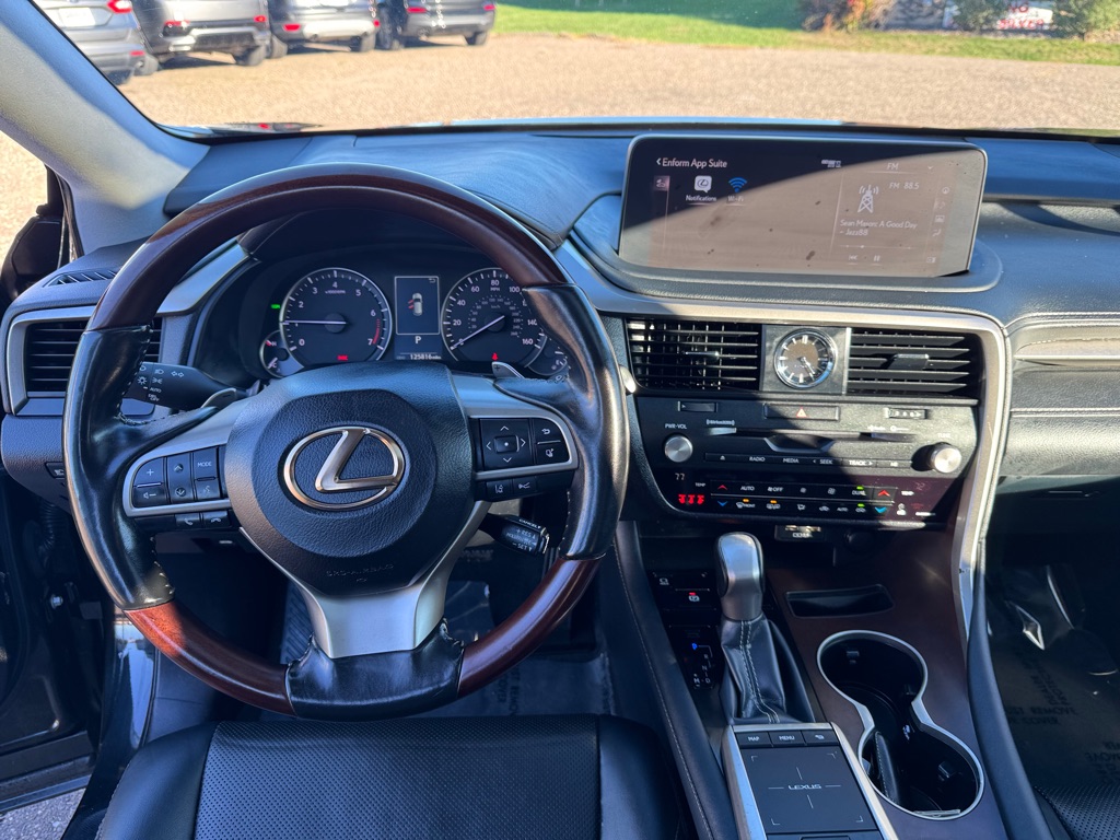 Photo 32 of this LEXUS RX 350