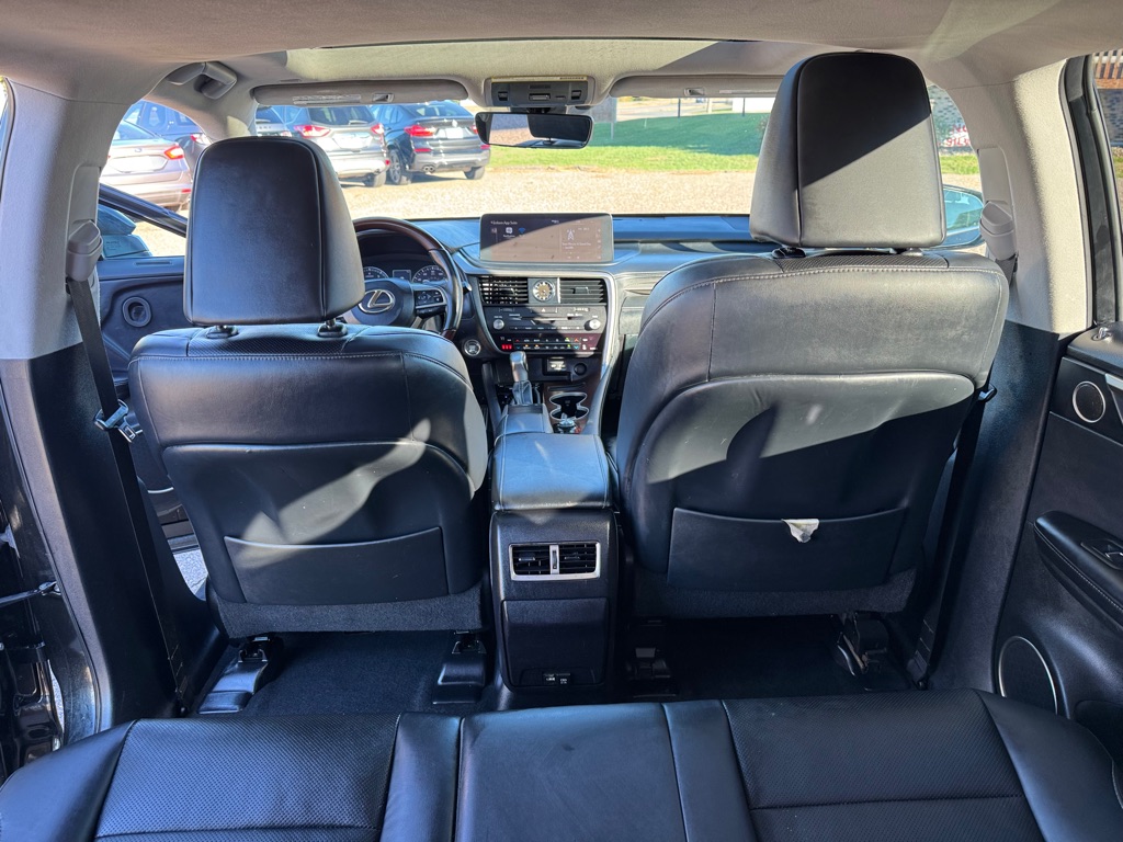 Photo 21 of this LEXUS RX 350