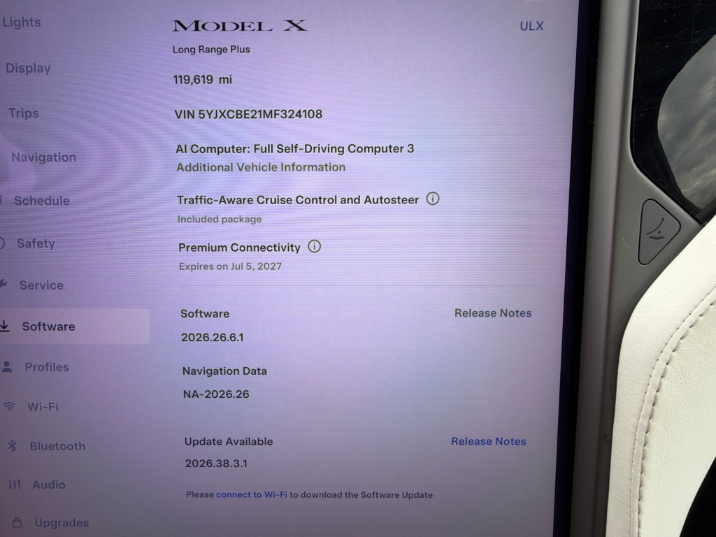 Photo 34 of this TESLA MODEL X